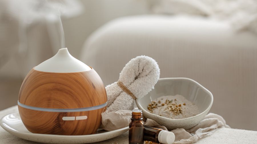 The 7 Benefits of Using a Diffuser While You Sleep