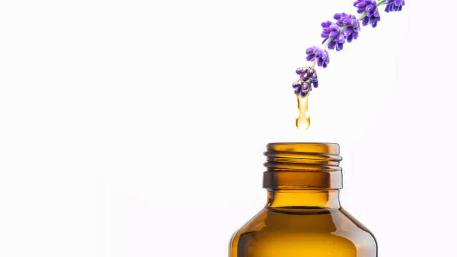 The 5 Best Lavender Essential Oil Skincare Benefits